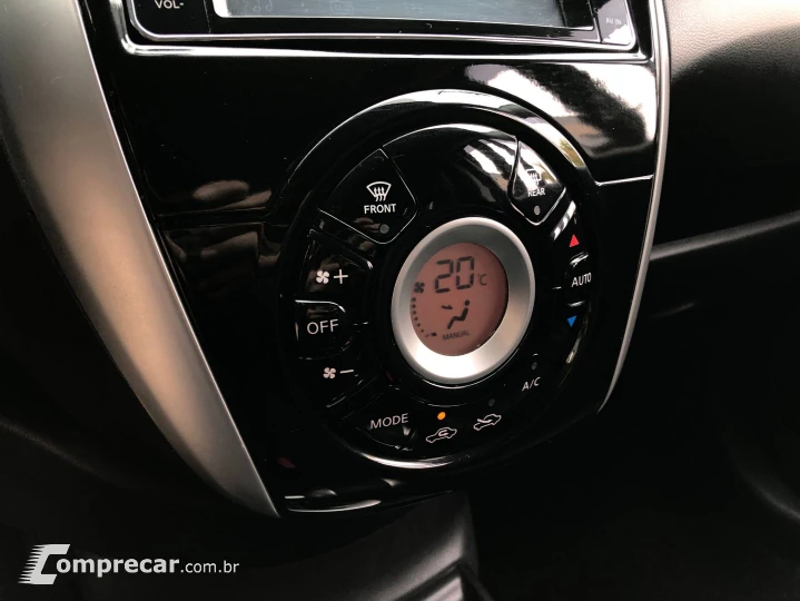 Versa 1.6 16V Flexstart Sl 4P Xtronic