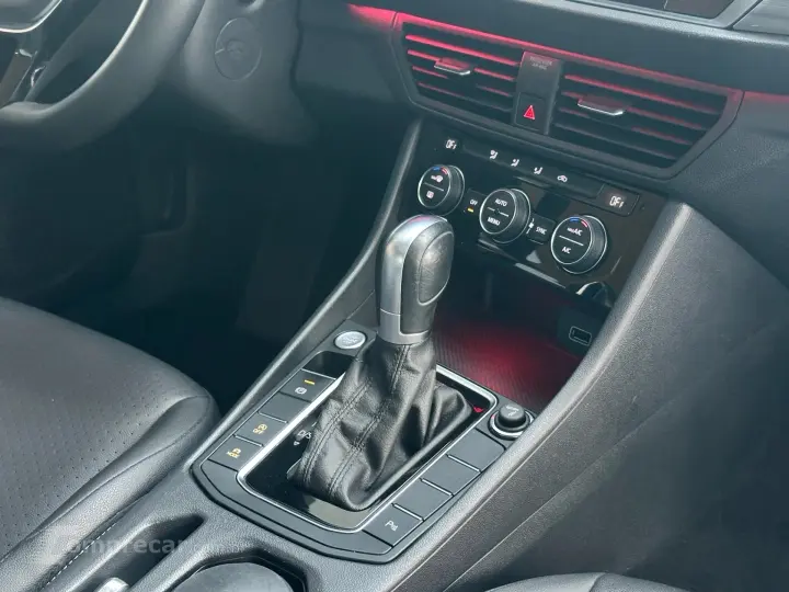 JETTA 1.4 250 TSI TOTAL FLEX COMFORTLINE TIPTRONIC