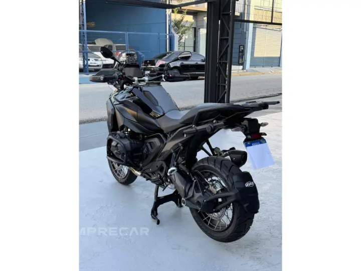 R 1300 GS TRIPLE BLACK