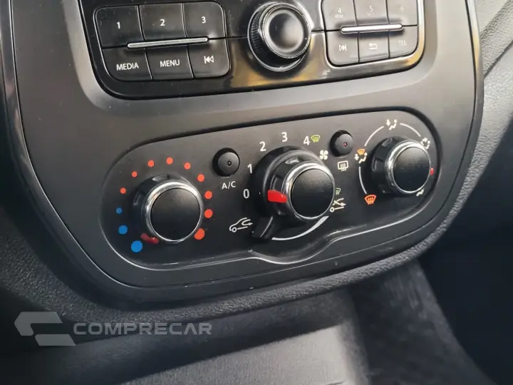 CAPTUR Life 1.6 16V Flex 5p Aut.