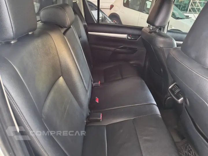 Hilux Caminhonete 2.8 16V SRV 4X4 DIESEL CABINE DUPLA AUTOMÁ