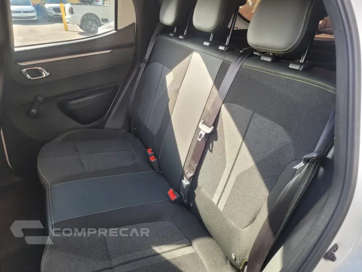 Kwid KWID OUTSIDER 1.0 Flex 12V 5p Mec.