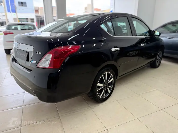 VERSA SL 1.6 16V FlexStart 4p Aut.