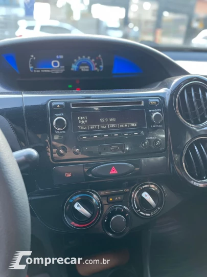 ETIOS 1.5 X Plus Sedan 16V