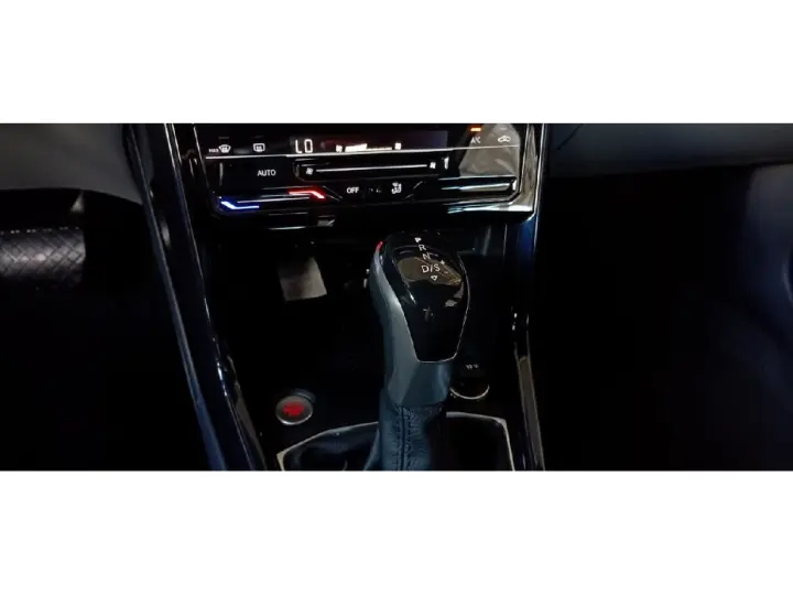 T-CROSS 1.0 200 TSI TOTAL FLEX COMFORTLINE AUTOMÁTICO