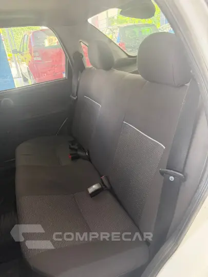 CLASSIC 1.0 MPFI Sedan 8V