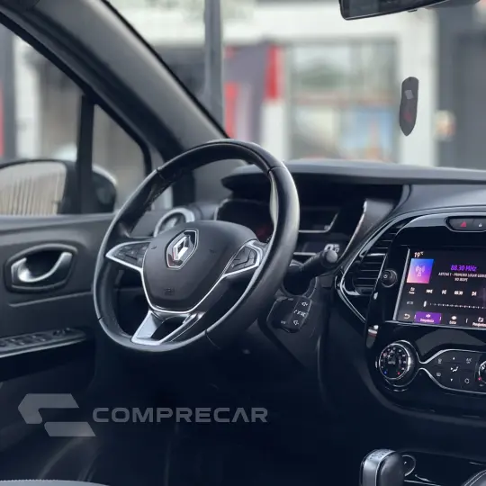 Captur 1.3 Intense Tce Flex X-tronic 5p
