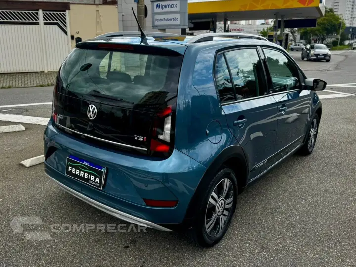 Cross Up 1.0 Tsi 12V Flex 4P Manual