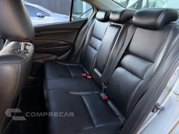 CITY Sedan LX 1.5 Flex 16V 4p Aut.