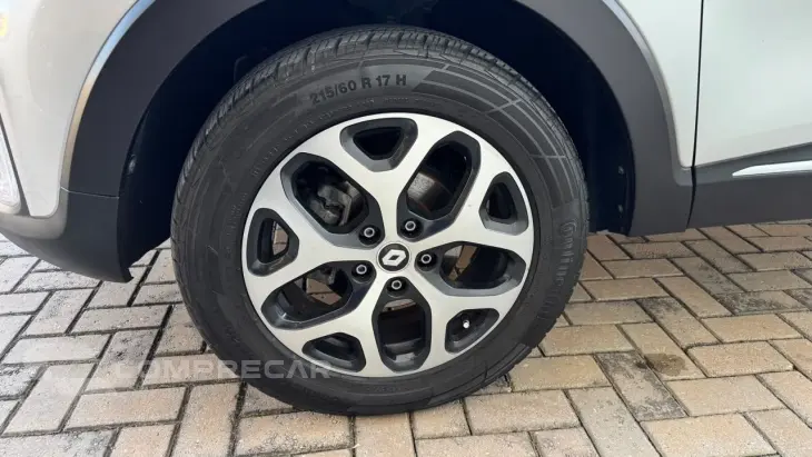 Captur 1.6 16V 4P FLEX SCE LIFE X-TRONIC CVT