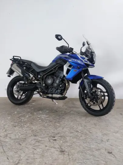 TRIUMPH TIGER 800 XRX
