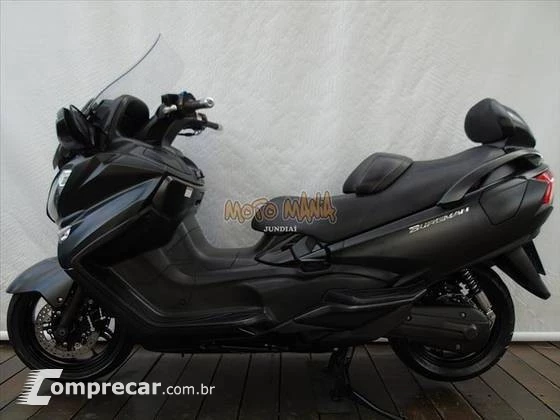 SUZUKI BURGMAN 650 EXECUTIVE