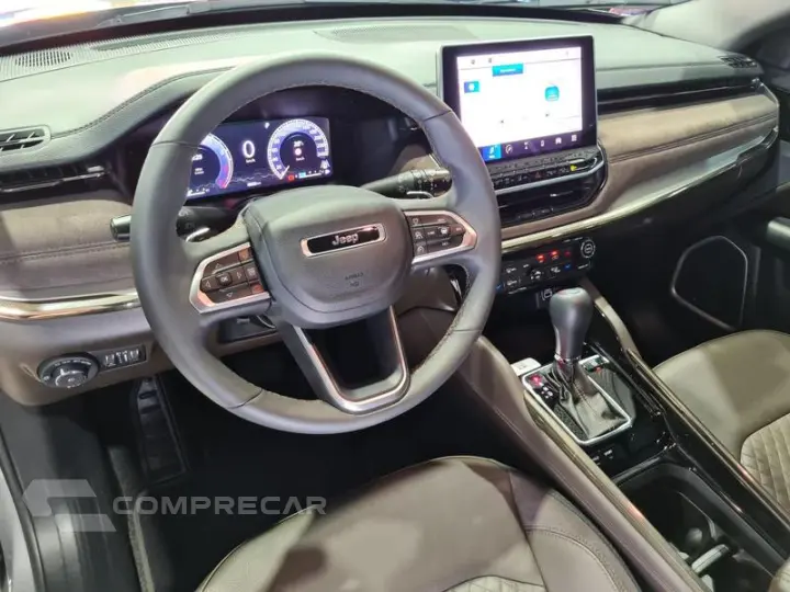 COMMANDER OVERLAND T270 1.3 TB FLEX AUT