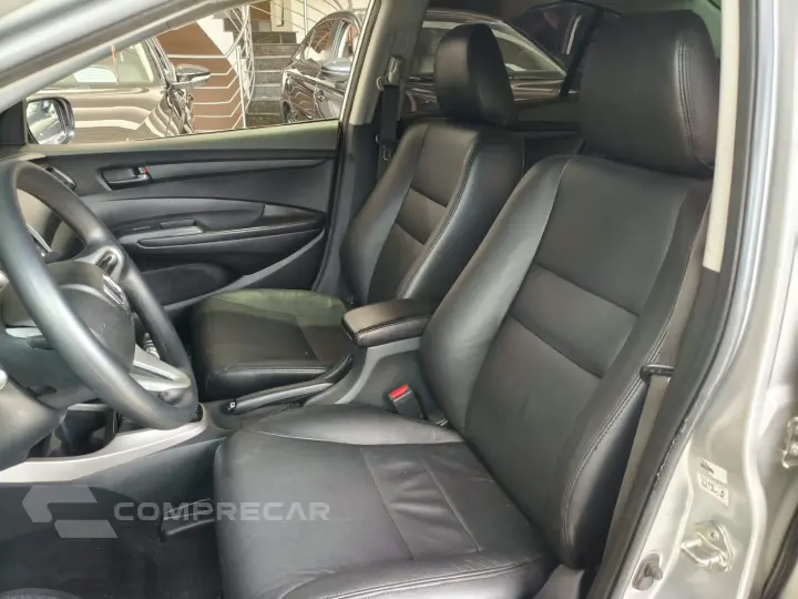 CITY 1.5 DX Sedan 16V