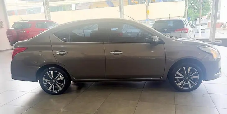 VERSA 1.6 SL CVT 16V 4P AUTOMATICO