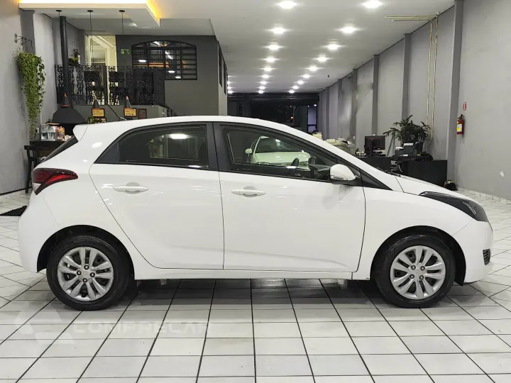 HB20 1.6 Comfort Plus 16V