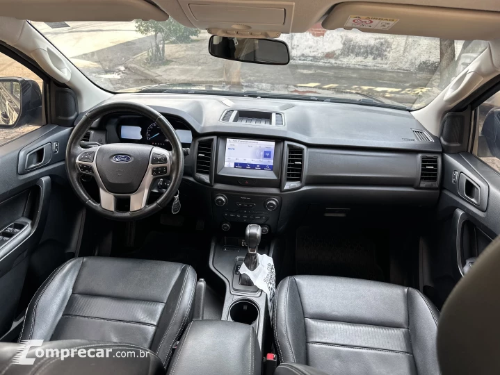 RANGER 2.2 Black 4X2 CD 16V