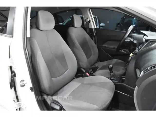 HB20S - 1.0 COMFORT PLUS 12V 4P MANUAL