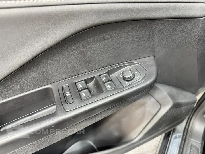 TAOS 1.4 250 TSI TOTAL FLEX HIGHLINE AUTOMÁTICO