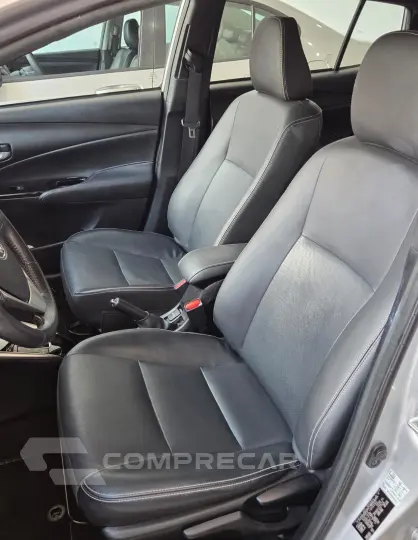 YARIS 1.5 16V Sedan XLS Connect