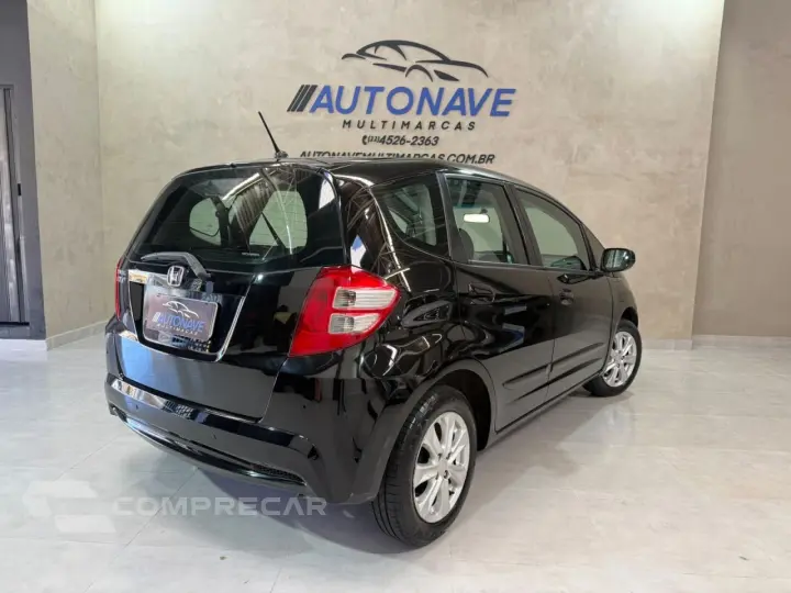 Fit 1.4 16V 4P LX FLEX