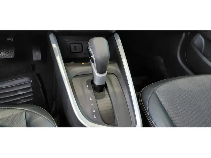 ONIX 1.0 TURBO FLEX PLUS PREMIER AUTOMÁTICO