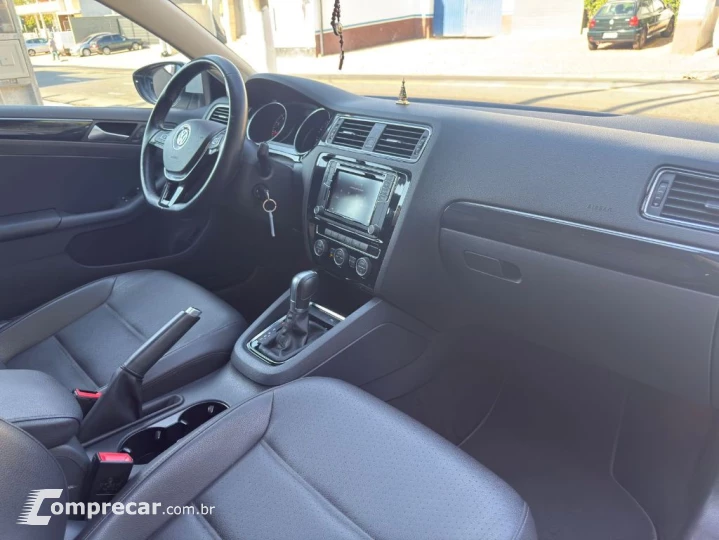 JETTA Highline 2.0 TSI 16V 4p Tiptronic