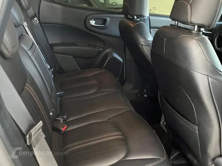 TORO 2.0 16V TURBO DIESEL VOLCANO 4WD AT9