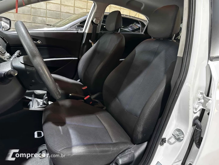HB20 1.6 COMFORT PLUS 16V FLEX 4P MANUAL