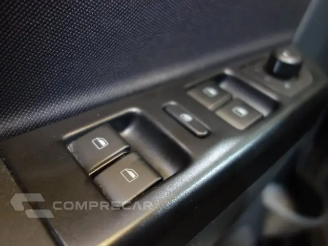 FOX - 1.6 MSI COMFORTLINE 8V 4P MANUAL