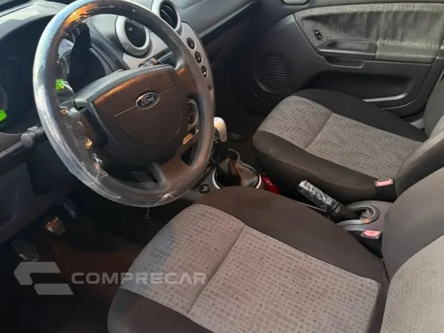 FIESTA SEDAN - 1.6 ROCAM SEDAN 8V 4P MANUAL