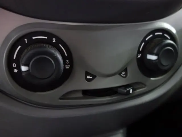 PALIO - 1.0 MPI ATTRACTIVE 8V 4P MANUAL