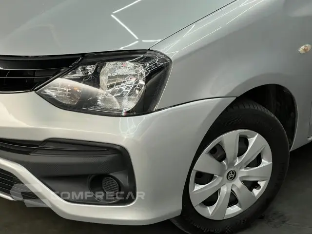 ETIOS SEDAN - 1.5 X SEDAN 16V 4P MANUAL
