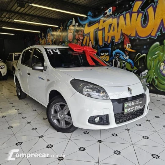 SANDERO EXP1016V