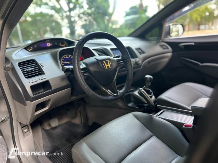 CIVIC 1.8 LXS 16V FLEX 4P MANUAL