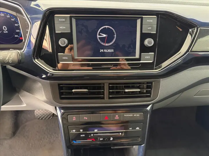 T-CROSS 1.0 200 TSI TOTAL FLEX COMFORTLINE AUTOMÁ