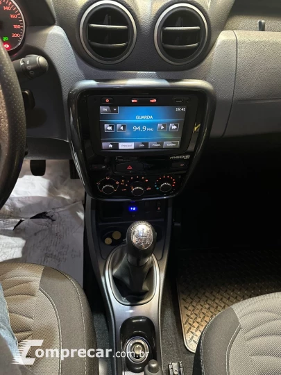 DUSTER 1.6 Tech Road 4X2 16V