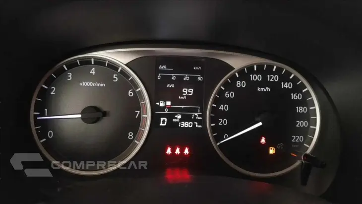 KICKS PLAY 1.6 16V FLEXSTART SENSE XTRONIC