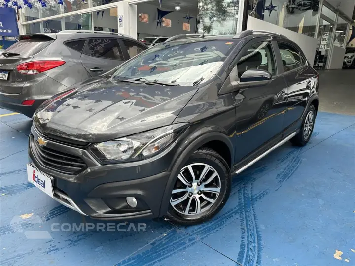 ONIX 1.4 MPFI ACTIV 8V FLEX 4P AUTOMÁTICO