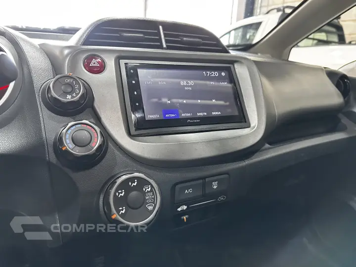 FIT 1.4 CX 16V FLEX 4P AUTOMÁTICO
