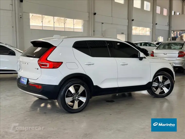 XC40 2.0 T5 GASOLINA MOMENTUM AWD GEARTRONIC