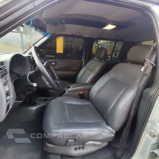 S10 P-Up Executive 2.4 MPFI F.Power CD