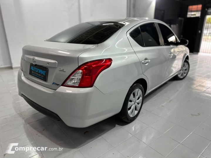 Versa Sedan 1.0 4P FLEX S