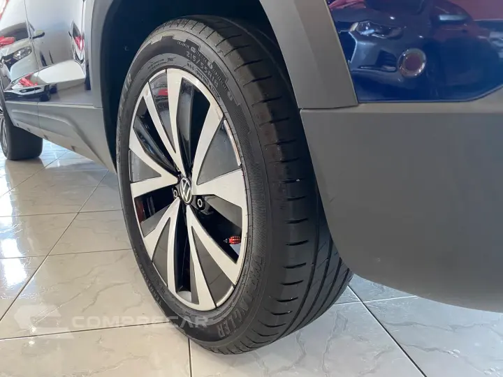 TAOS 1.4 250 TSI Highline