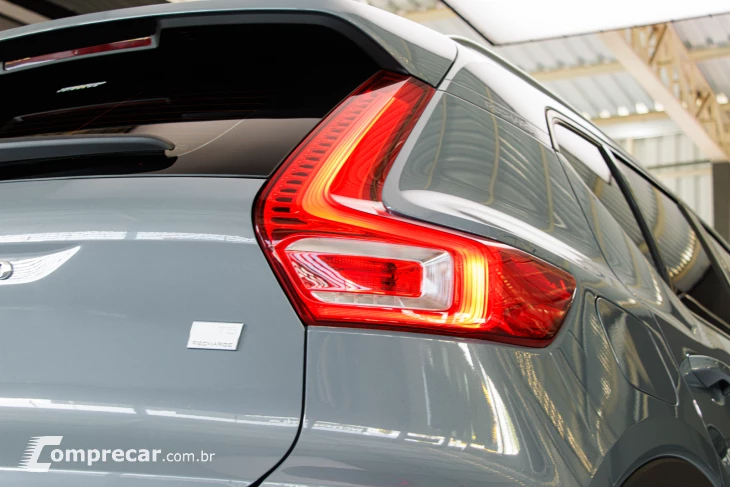 XC40 1.5 T5 Hybrid Inscription Geartronic