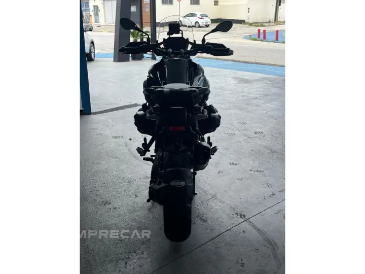 R 1300 GS TRIPLE BLACK
