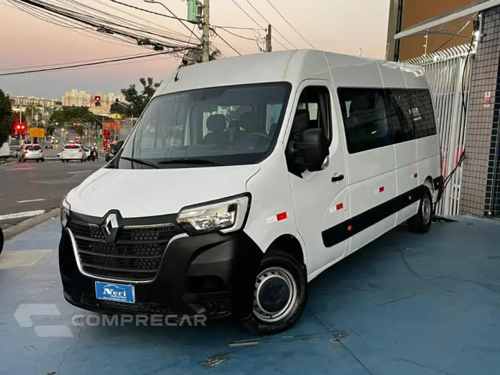 Master 2.3 dCi Executive Longo 16L Dies