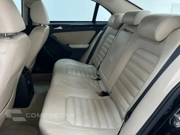 JETTA 2.0 TSI Highline 211cv