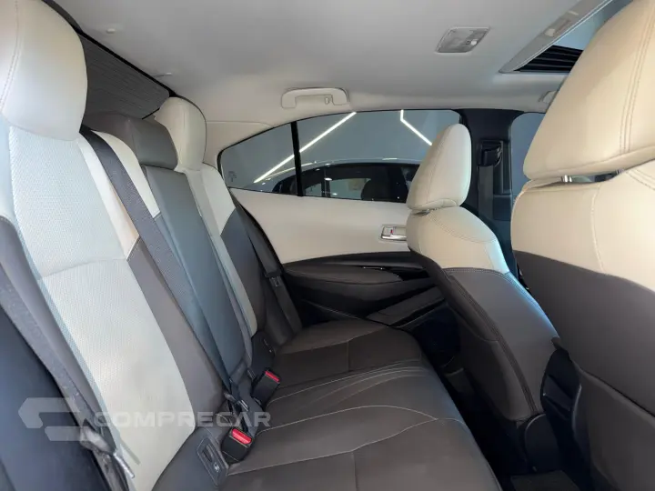 Corolla Altis