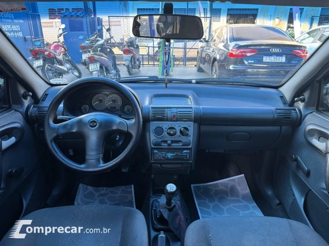 CLASSIC - 1.0 MPFI LIFE 8V 4P MANUAL